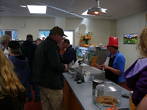 bucket-head bucket-head